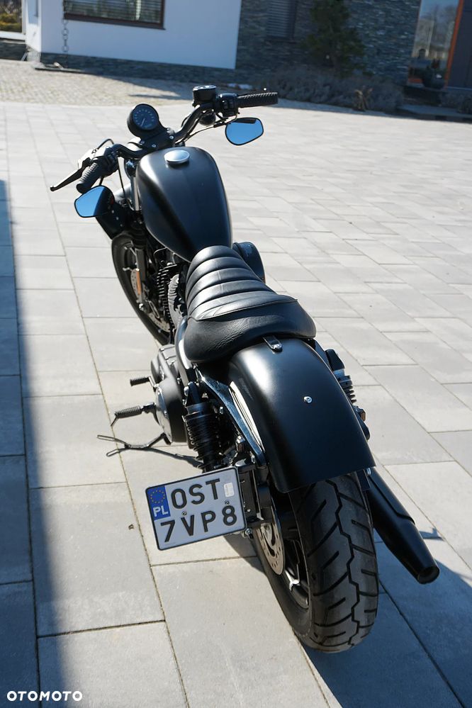 Harley-Davidson Sportster Iron 883 - 7