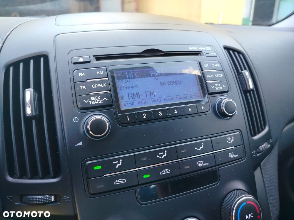 Hyundai i30 i30cw 1.4 blue Comfort - 32