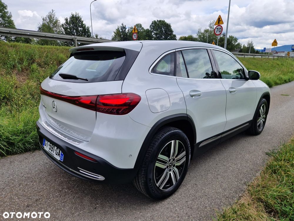 Mercedes-Benz EQA 250+ - 6