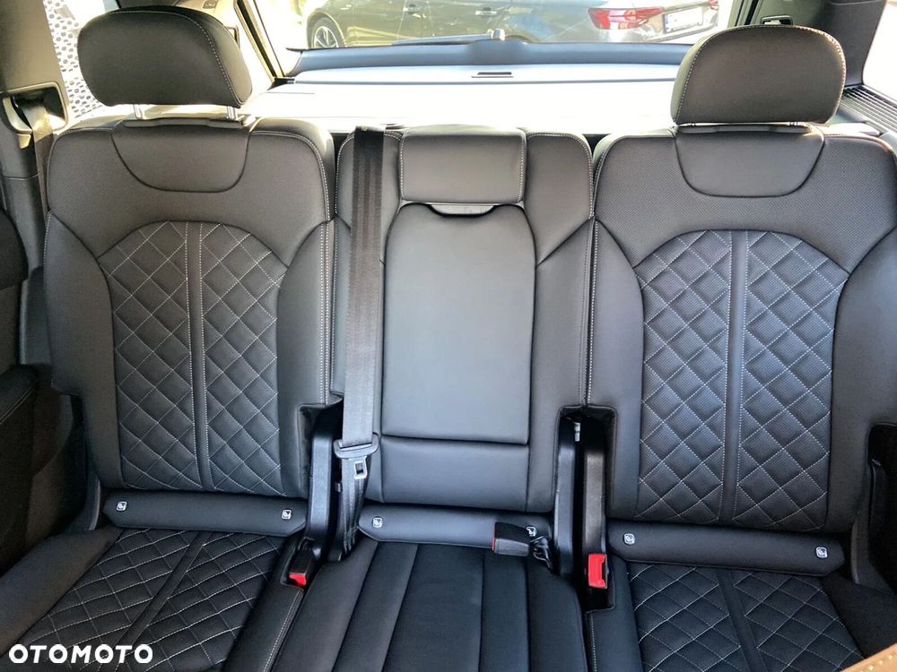 Audi Q7 - 13