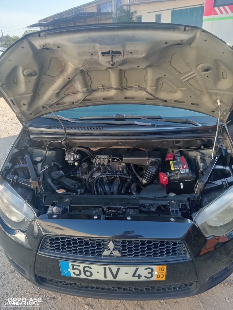 Mitsubishi Colt - 2