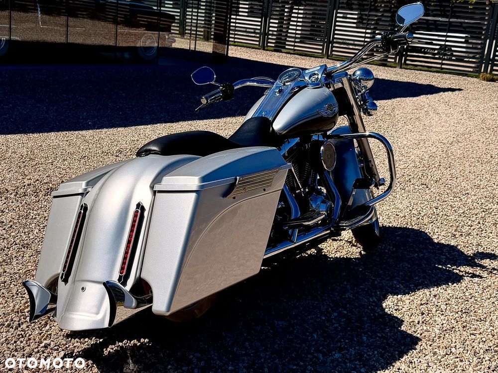 Harley-Davidson Touring Road King - 16
