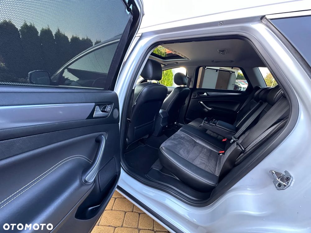 Ford Mondeo 1.6 TDCi Platinium X Plus (Titanium) - 22