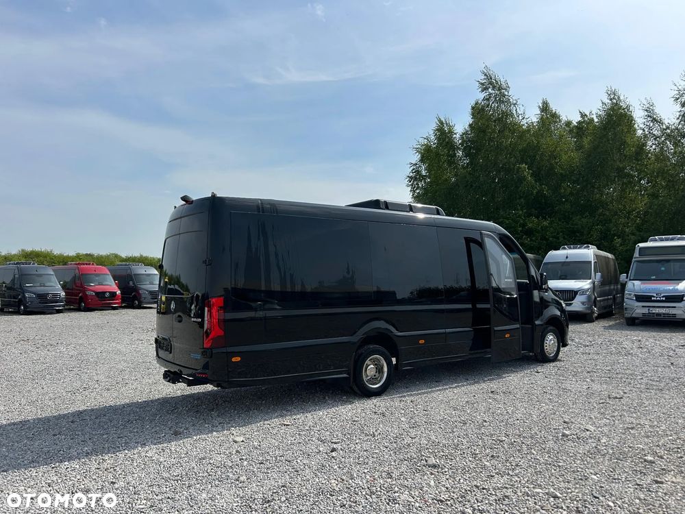 Mercedes-Benz Sprinter 519 - 5