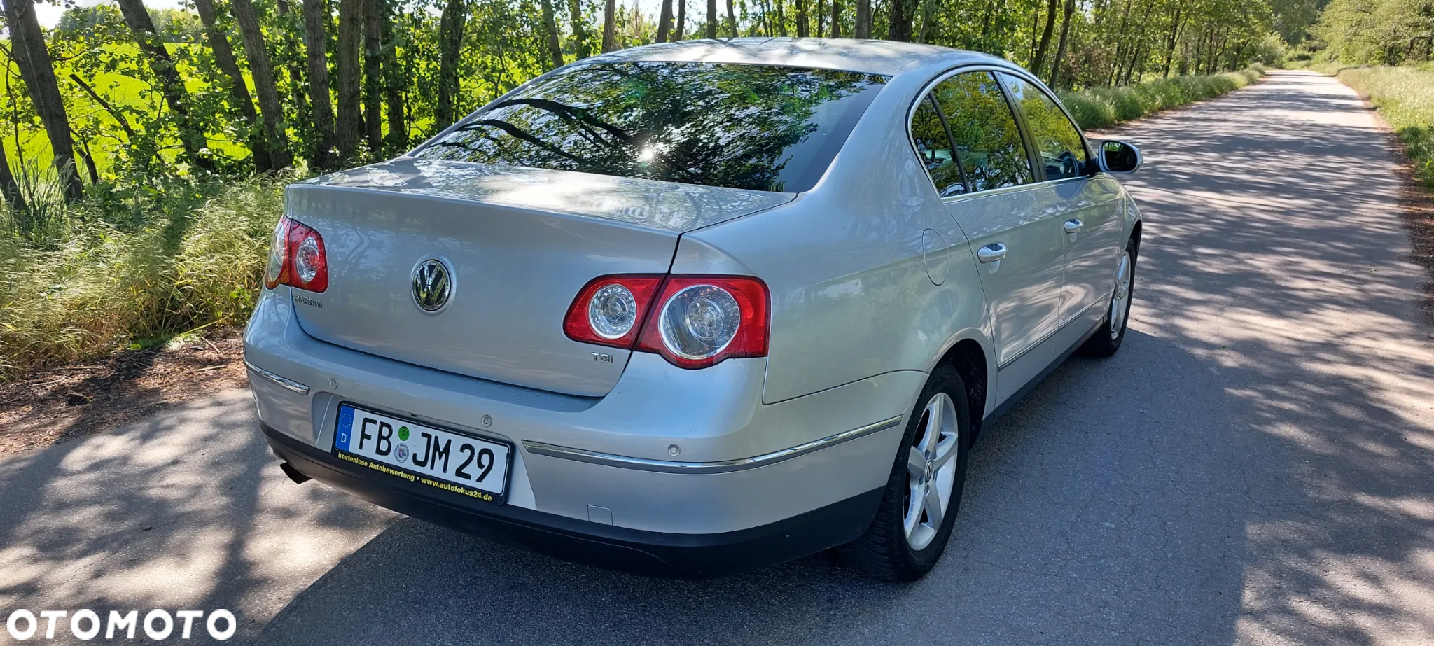 Volkswagen Passat 1.4 TSI BMT Comfortline - 5