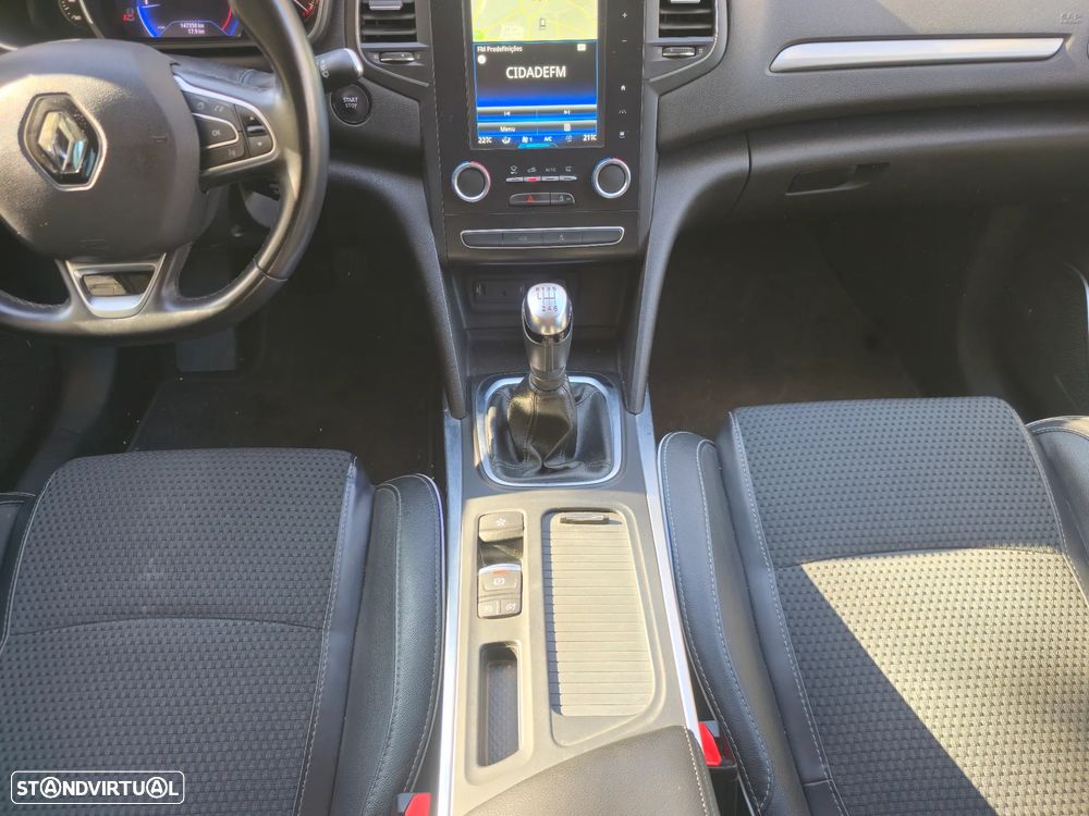 Renault Mégane Sport Tourer BLUE dCi 115 BOSE EDITION - 28