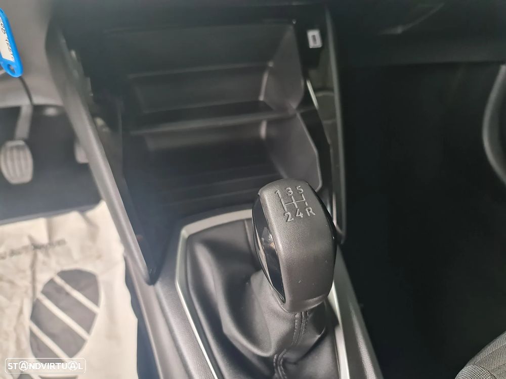 Peugeot 208 1.2 PureTech Active - 20