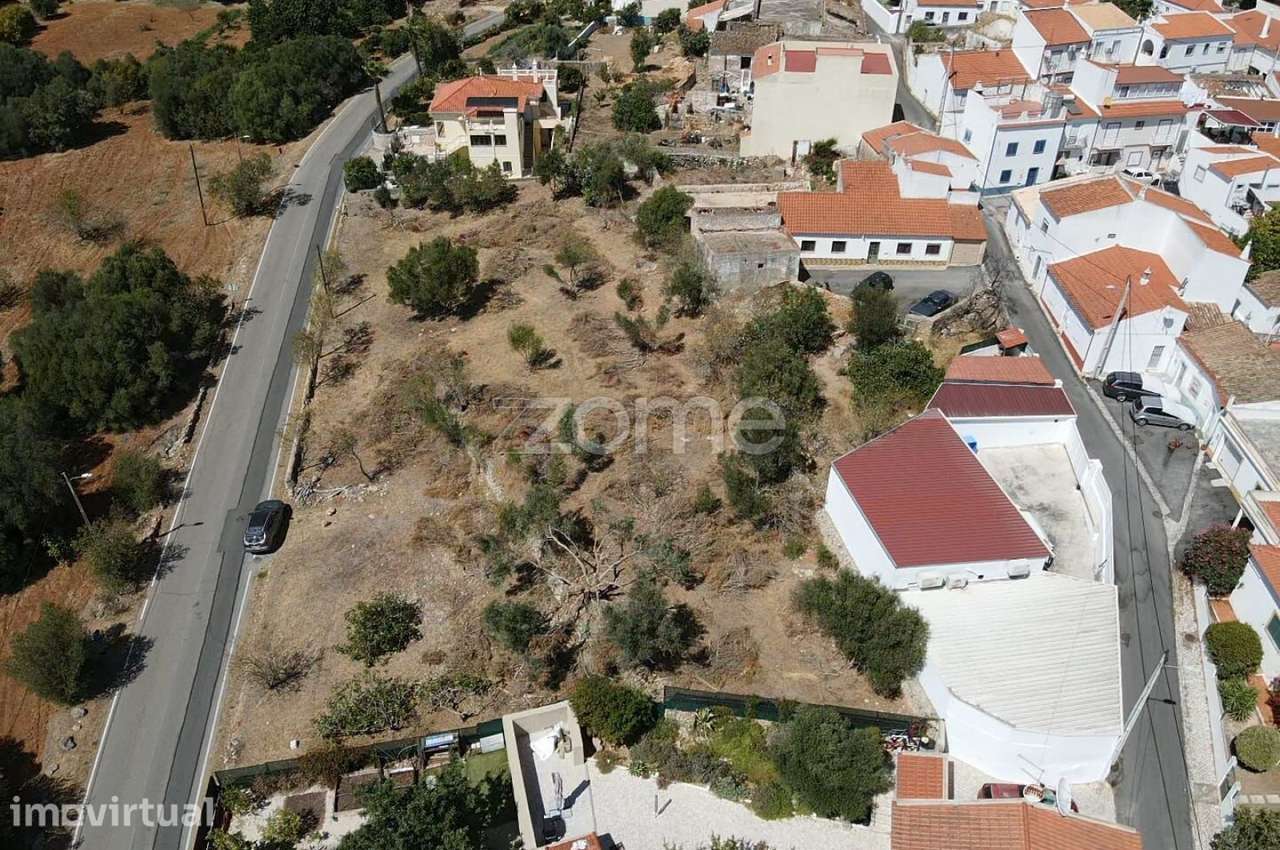 Terreno Urbano com 2.053 m², com PIP Aprovado - Grande imagem: 3/20