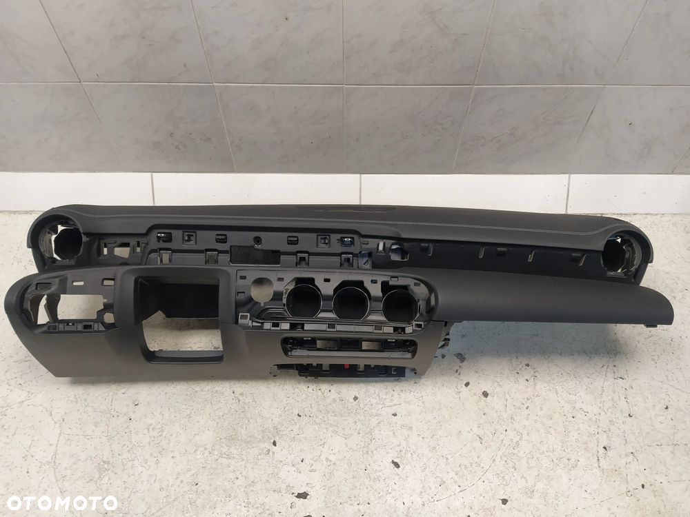 MERCEDES W118 AMG W177 CLA KONSOLA DESKA ROZDZIELCZA EU CZERWONA / BIAŁA NIĆ ORYGINAŁ - 22