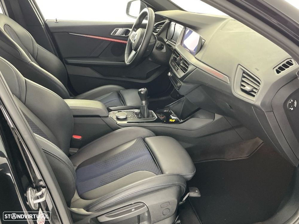 BMW 116 d Pack Desportivo M - 21