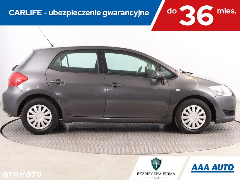Toyota Auris - 7