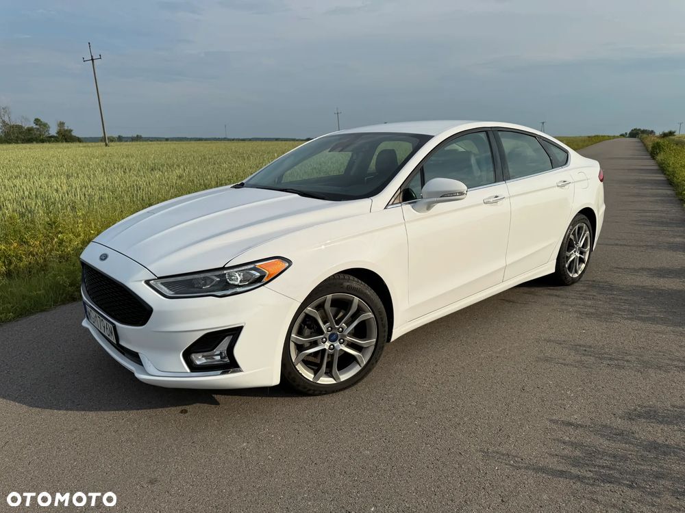 Ford Fusion - 4
