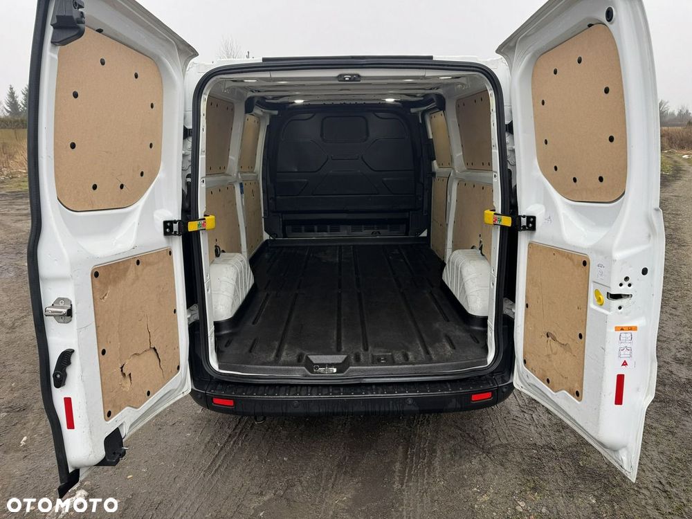 Ford Transit Custom - 10