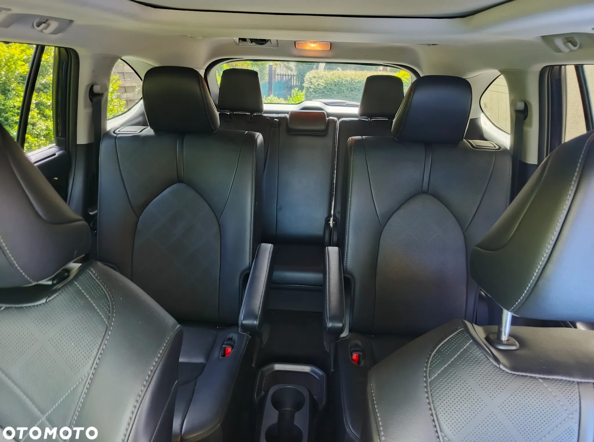 Toyota Highlander - 13