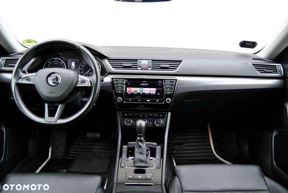 Skoda Superb 2.0 TDI 4x4 DSG Style - 29