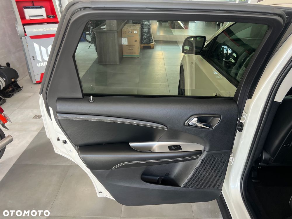 Fiat Freemont 2.0 Multijet Lounge - 18