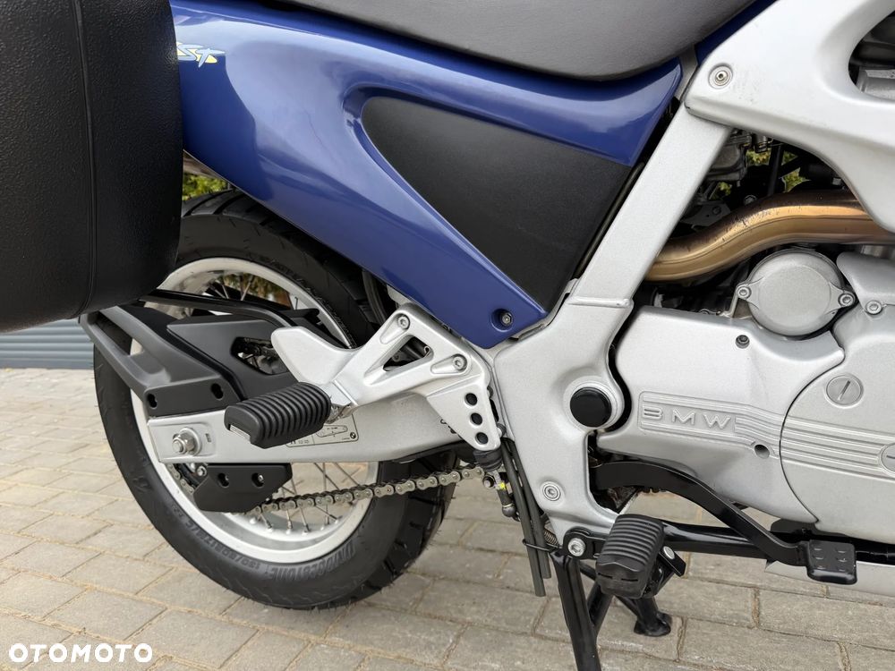 BMW F - 29