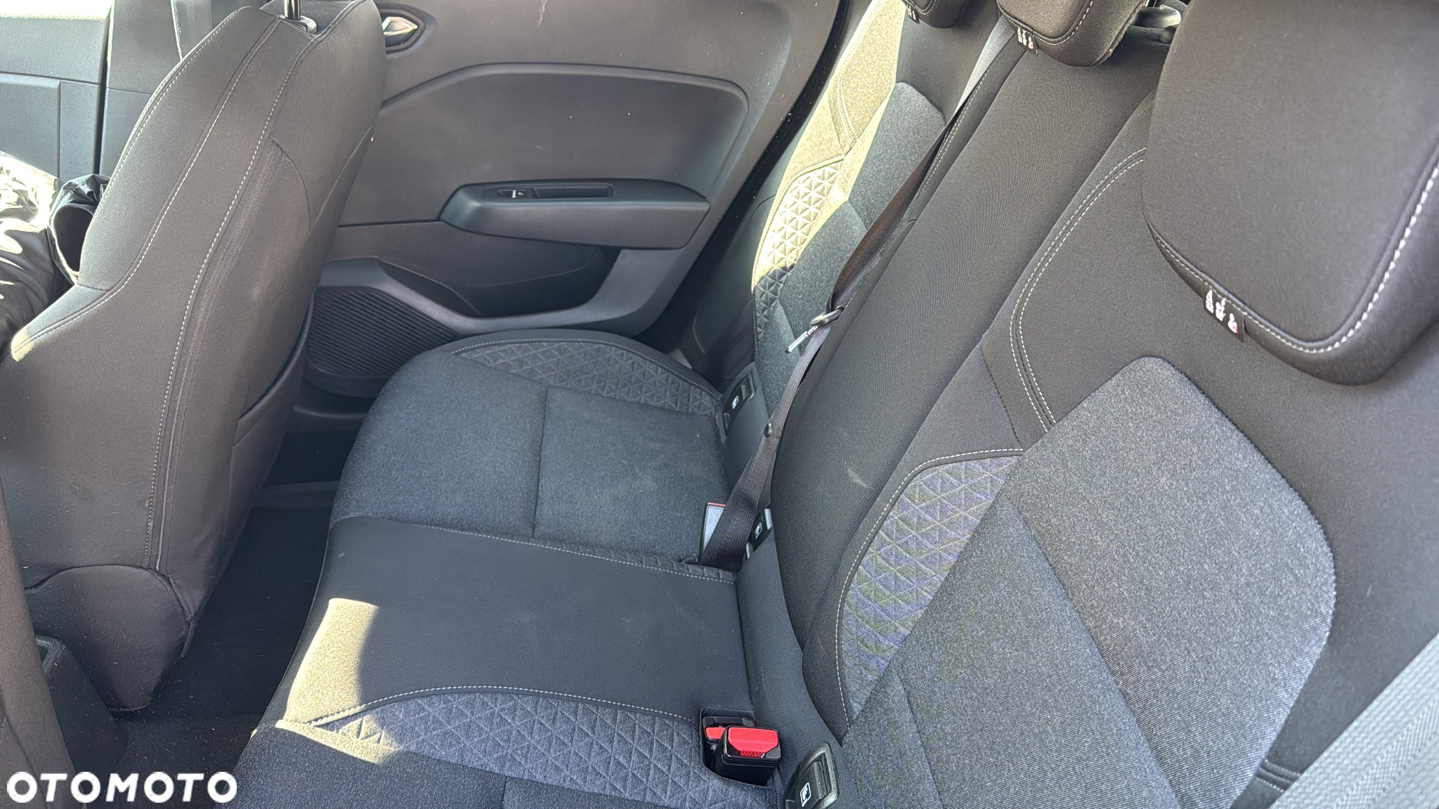 Renault Clio 1.0 TCe Zen - 16