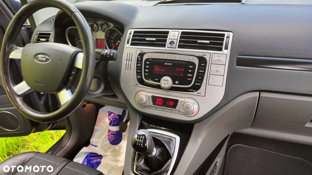 Ford Kuga 2.0 TDCi Titanium FWD - 38
