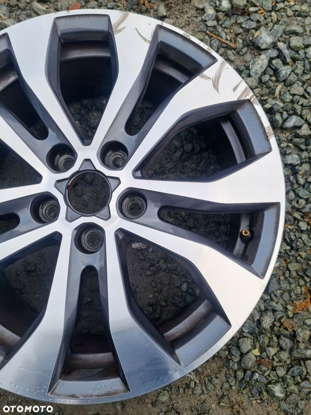 FELGA ALU RENAULT MEGANE 17 ET43 ORYGINALNA 403007202R - 2