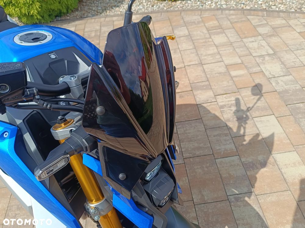 Suzuki GSX 1000 - 14