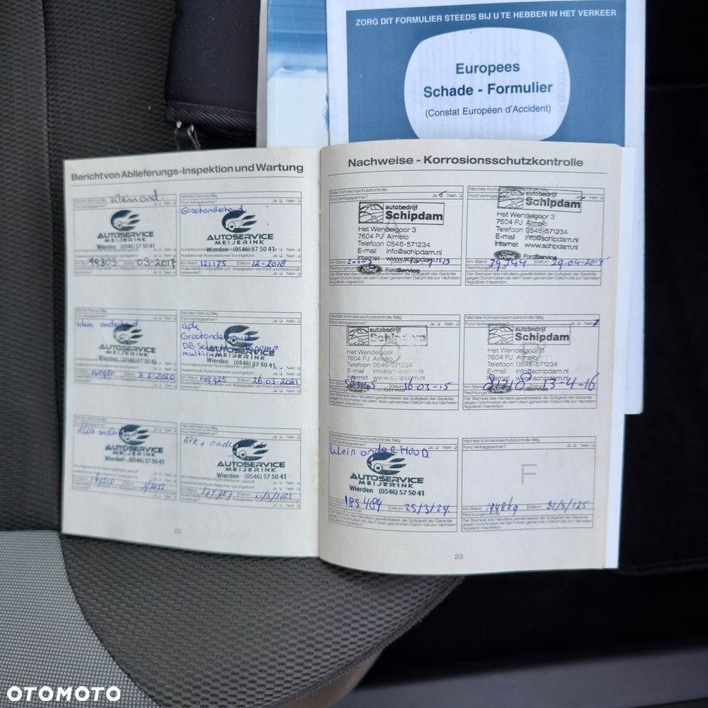 Ford Focus 1.6 Titanium - 24