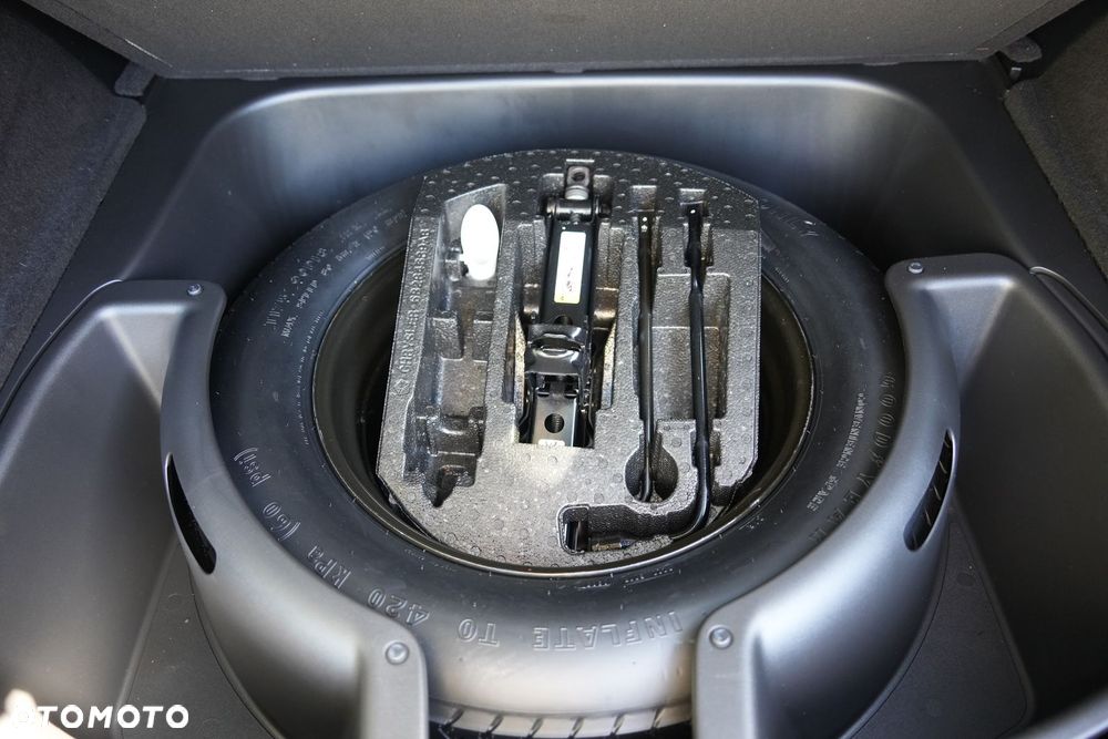 Jeep Grand Cherokee 3.6 V6 Pentastar 4WD Automatik Laredo - 32