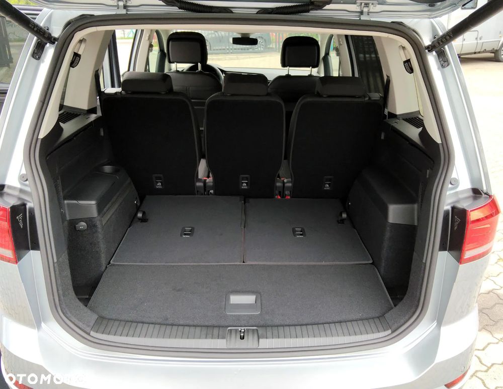 Volkswagen Touran 1.5 TSI EVO Highline DSG - 33