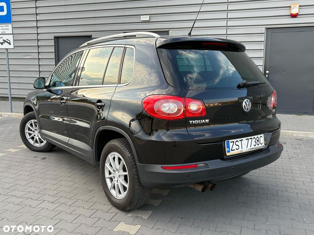 Volkswagen Tiguan - 22