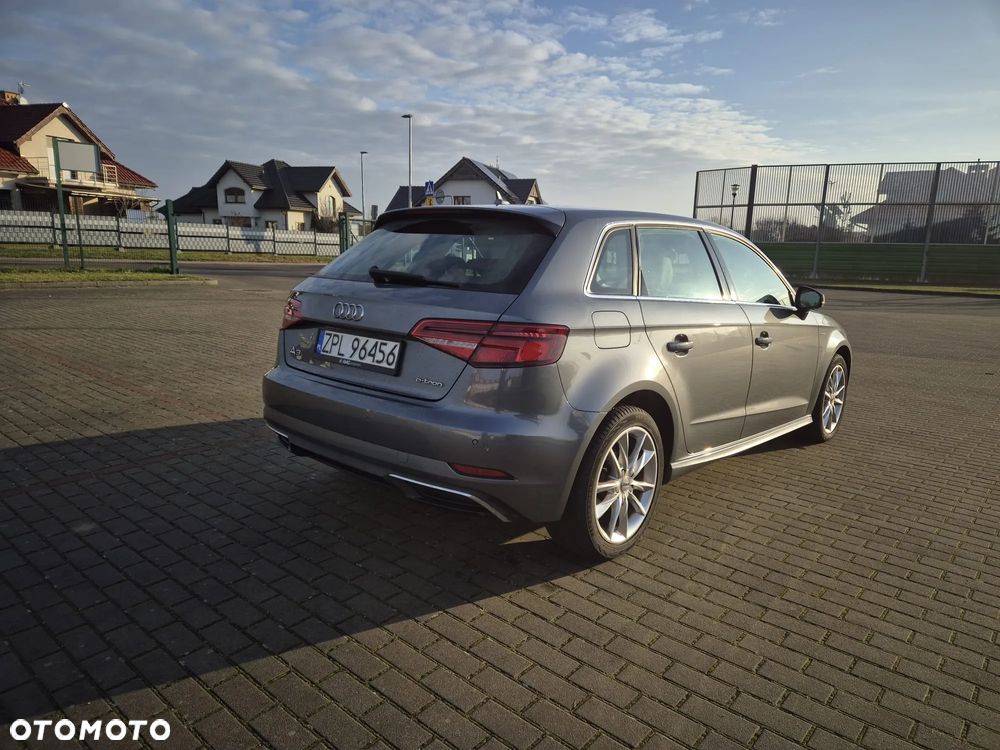 Audi A3 Sportback 1.4 TFSI E-tron Ambition e-S tronic - 4