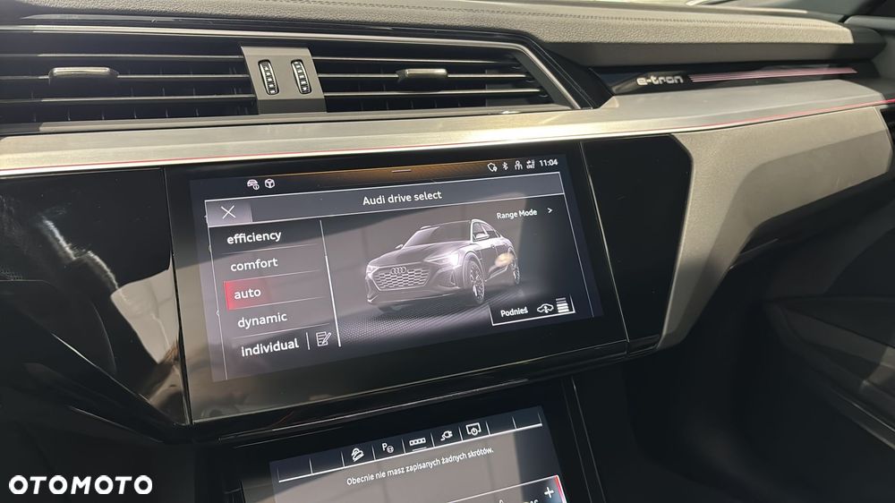 Audi Q8 e-tron - 23