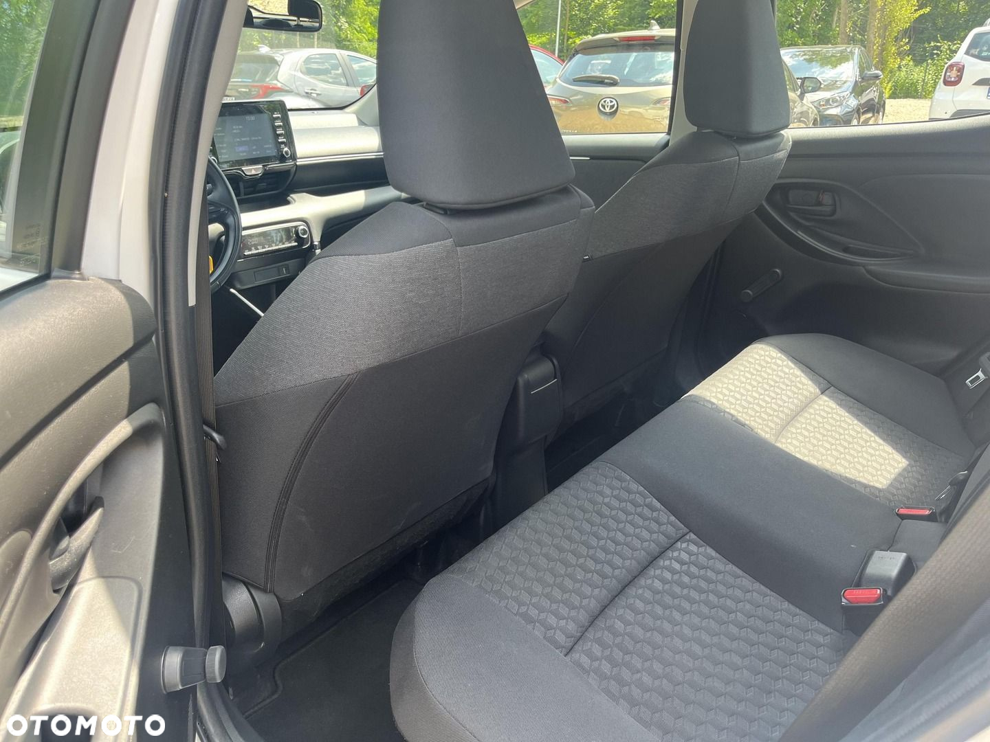Toyota Yaris Hybrid 1.5 Comfort - 19