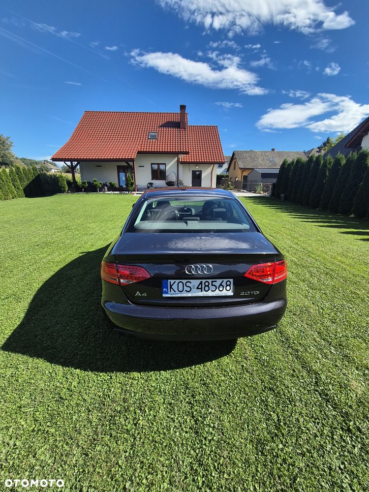 Audi A4 Avant 2.0 TDI - 4