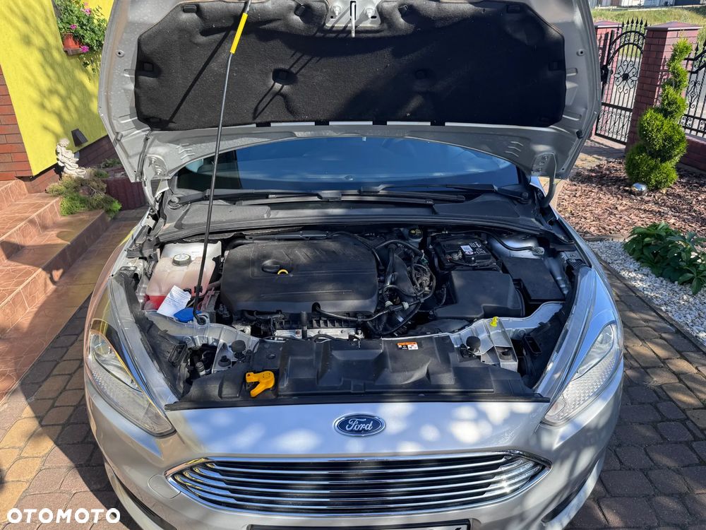 Ford Focus 1.5 EcoBoost Start-Stopp-System Business Edition - 11
