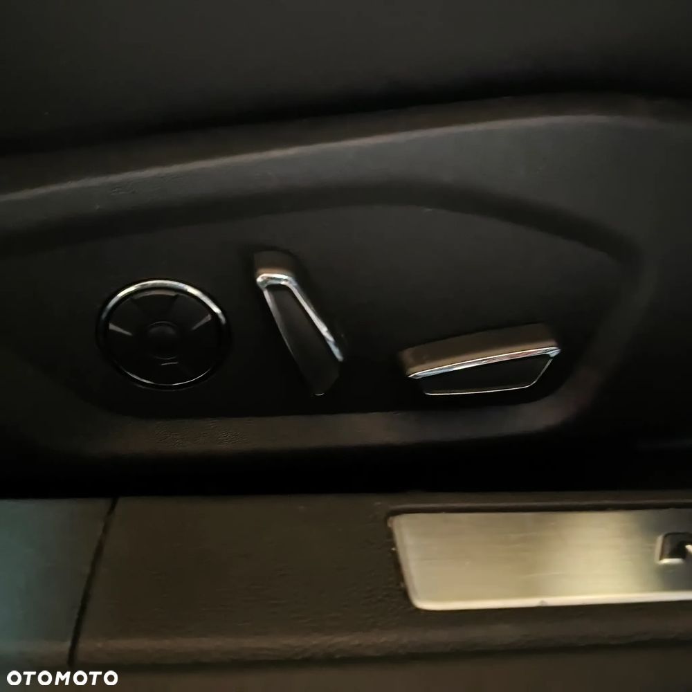 Ford Mondeo - 20