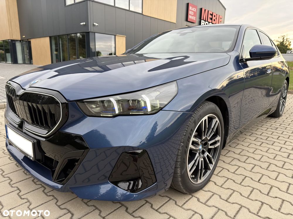 BMW Seria 5 520d xDrive mHEV M Sport - 9