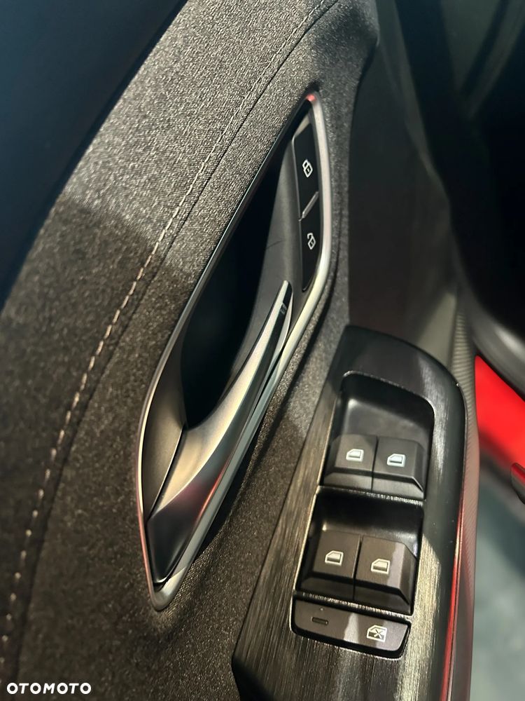 MG ZS Hybrid+ - 17