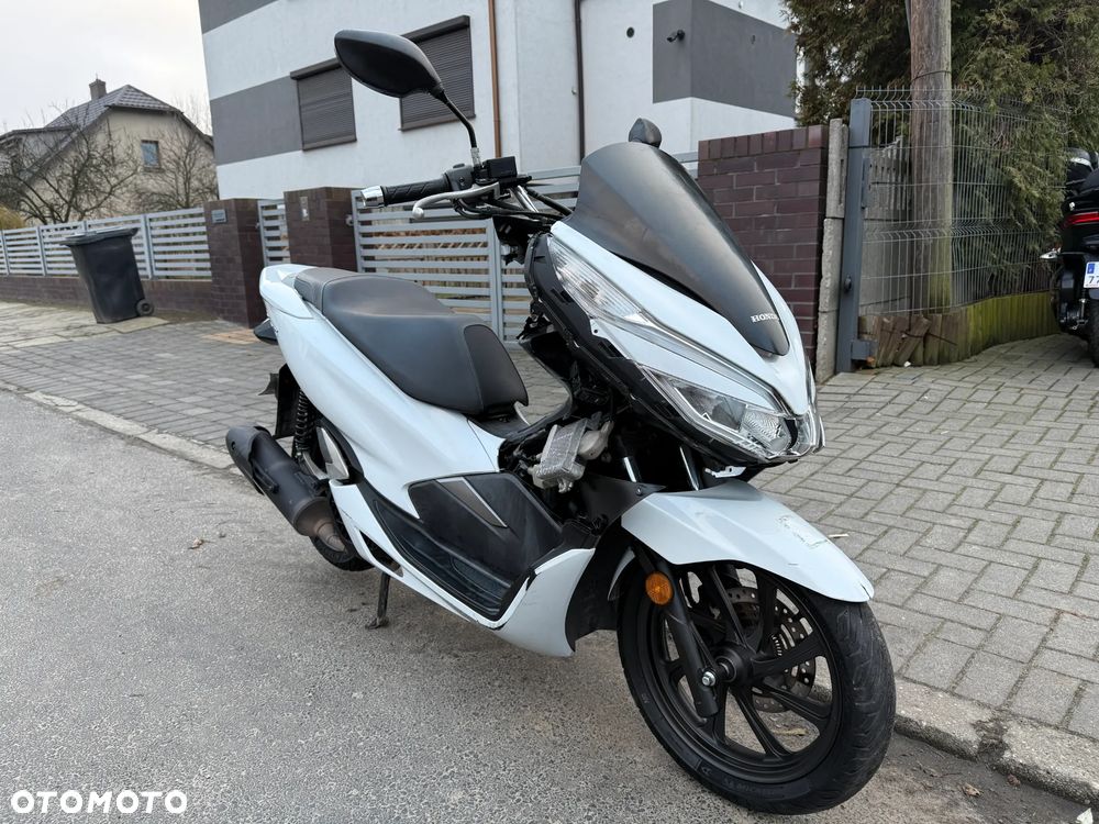 Honda PCX - 1