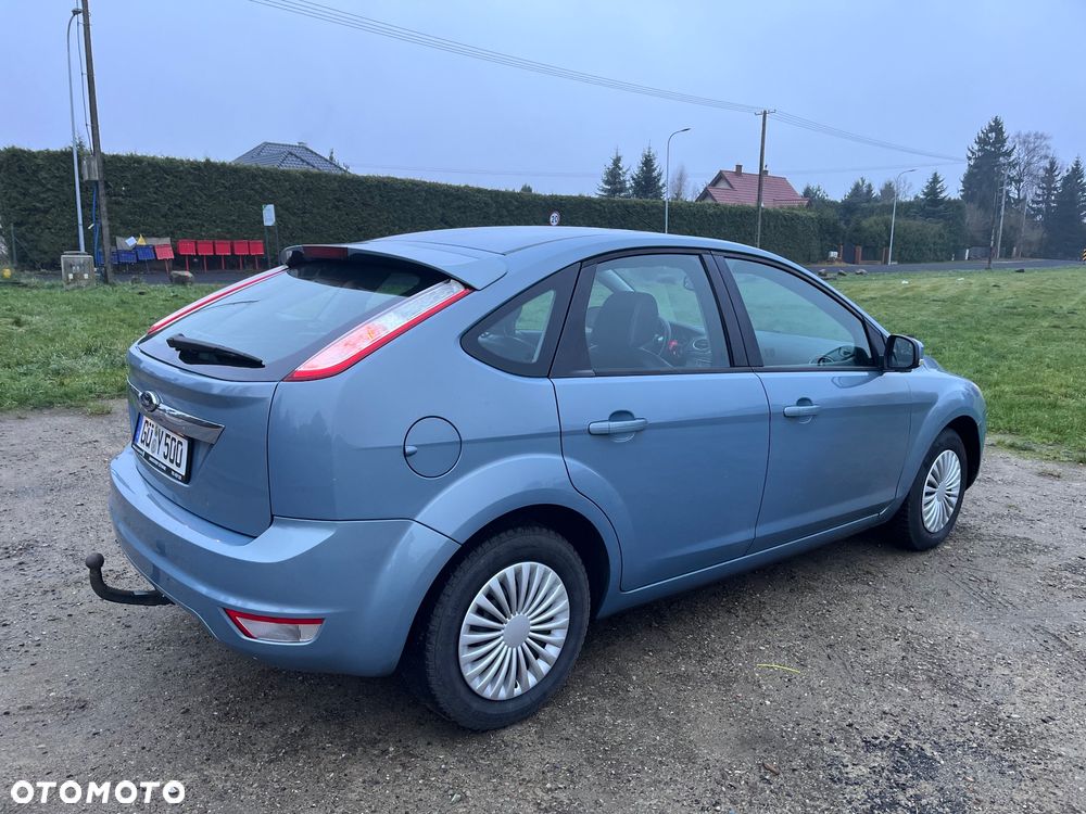 Ford Focus 1.8 Ghia - 6