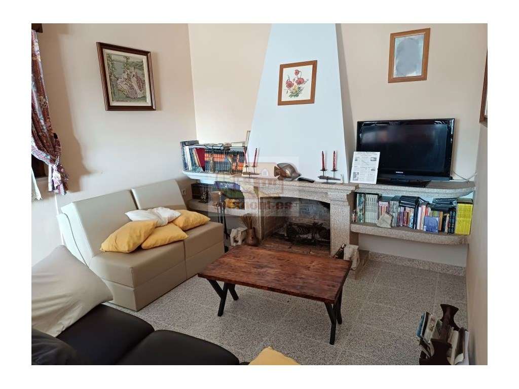 Moradia T3 com quintal em Grândola - Grande imagem: 2/9