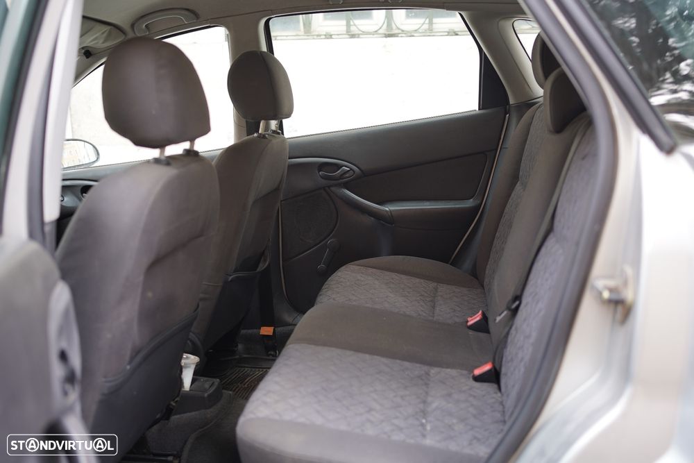 Ford Focus 1.4 Trend - 7