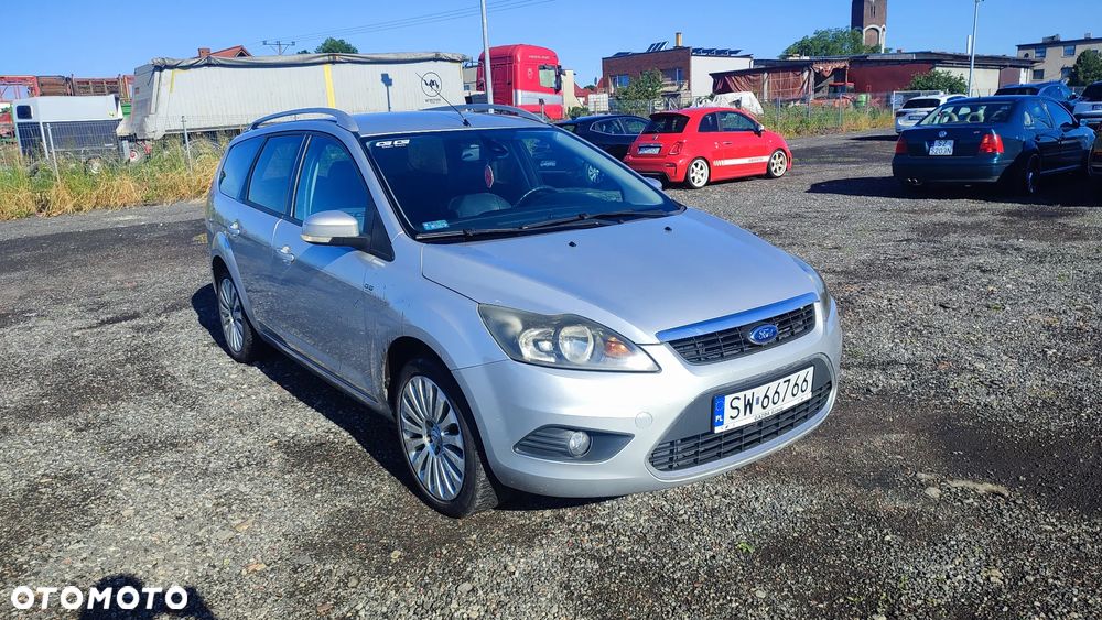 Ford Focus 2.0 Titanium - 1