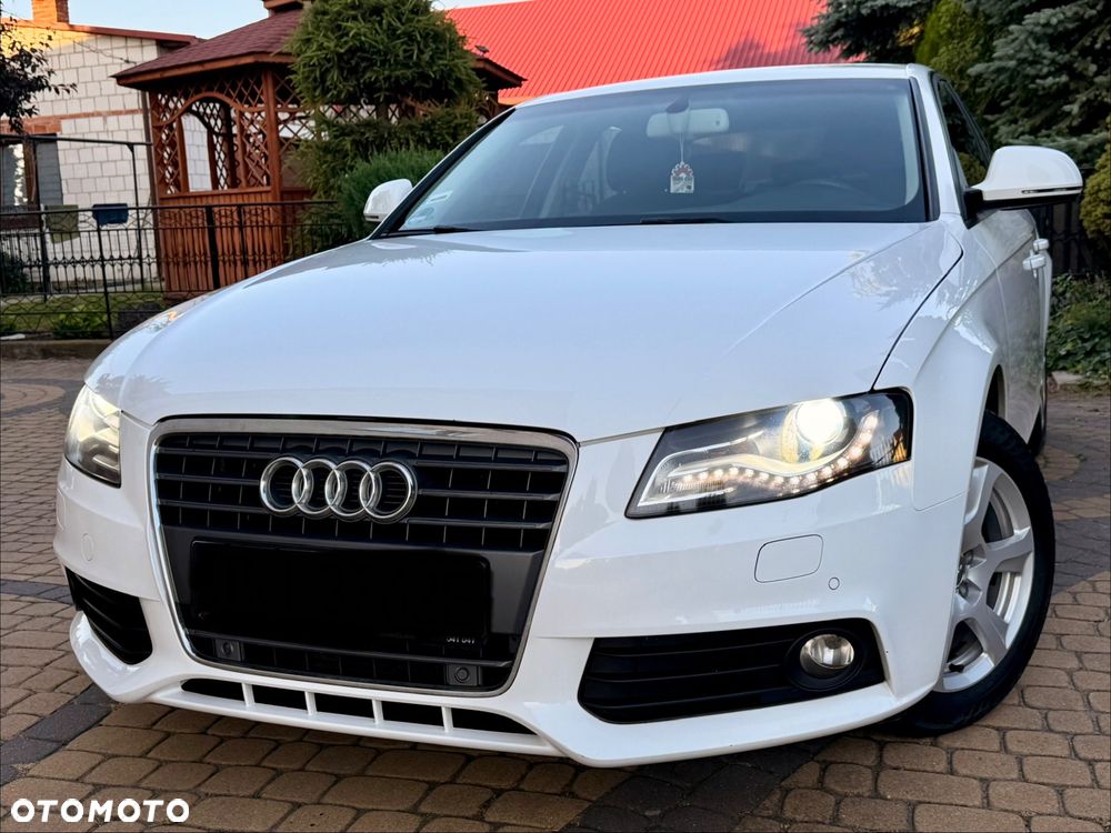 Audi A4 Limousine - 18