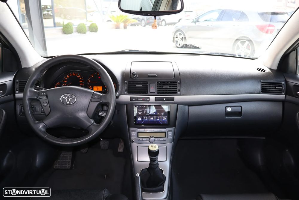 Toyota Avensis SD 2.2 D-4D Sol+GPS - 9