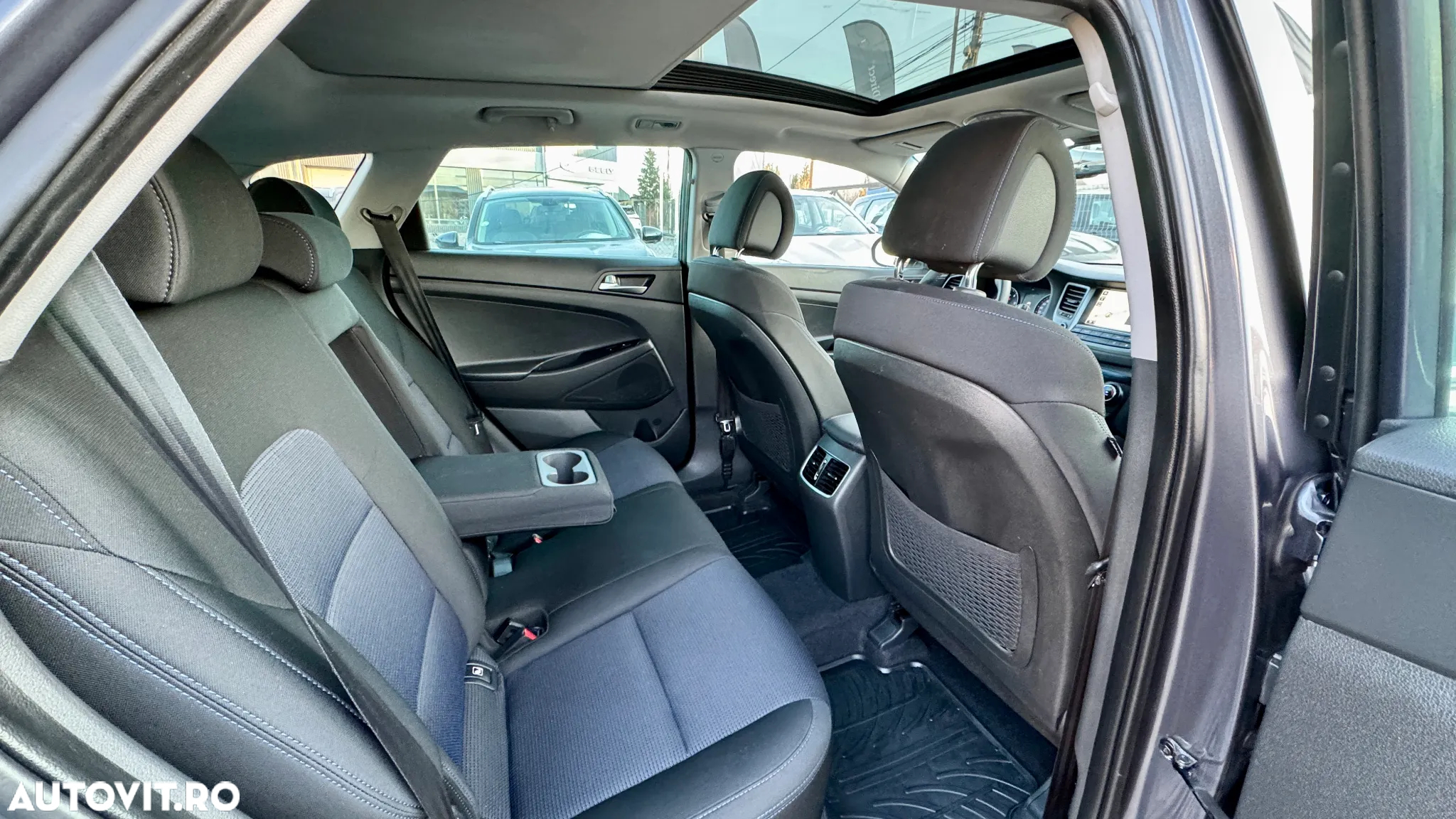Hyundai Tucson 2.0 CRDI 2WD Style - 7