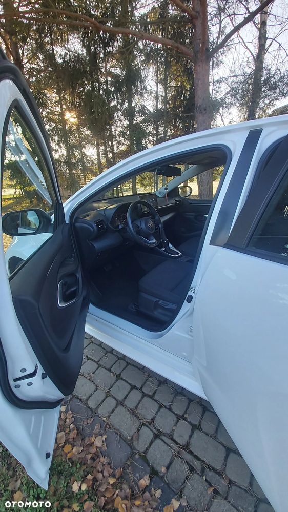 Toyota Yaris Hybrid 1.5 Comfort - 23
