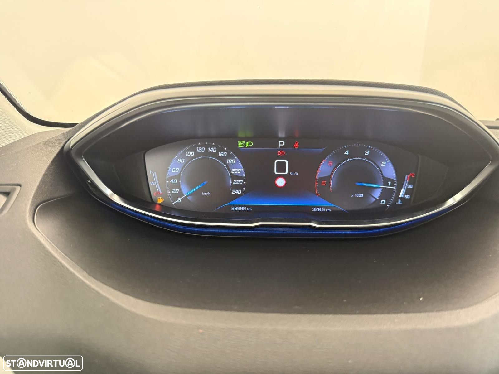 Peugeot 3008 1.5 BlueHDi Crossway EAT8 - 7