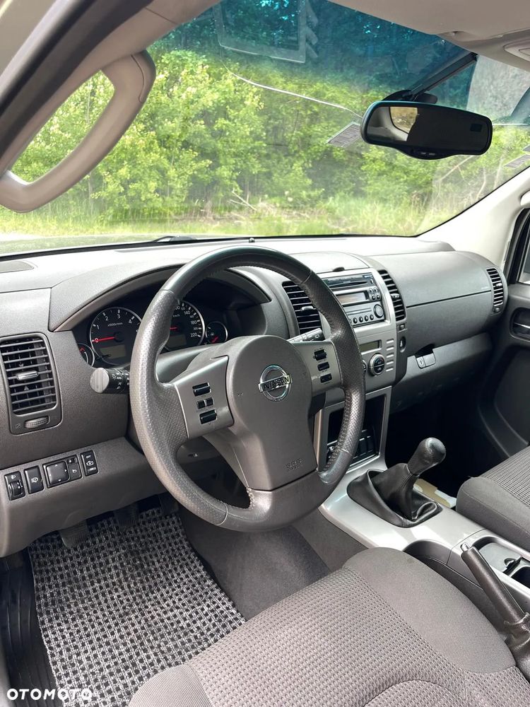Nissan Pathfinder 2.5 dCi SE - 7