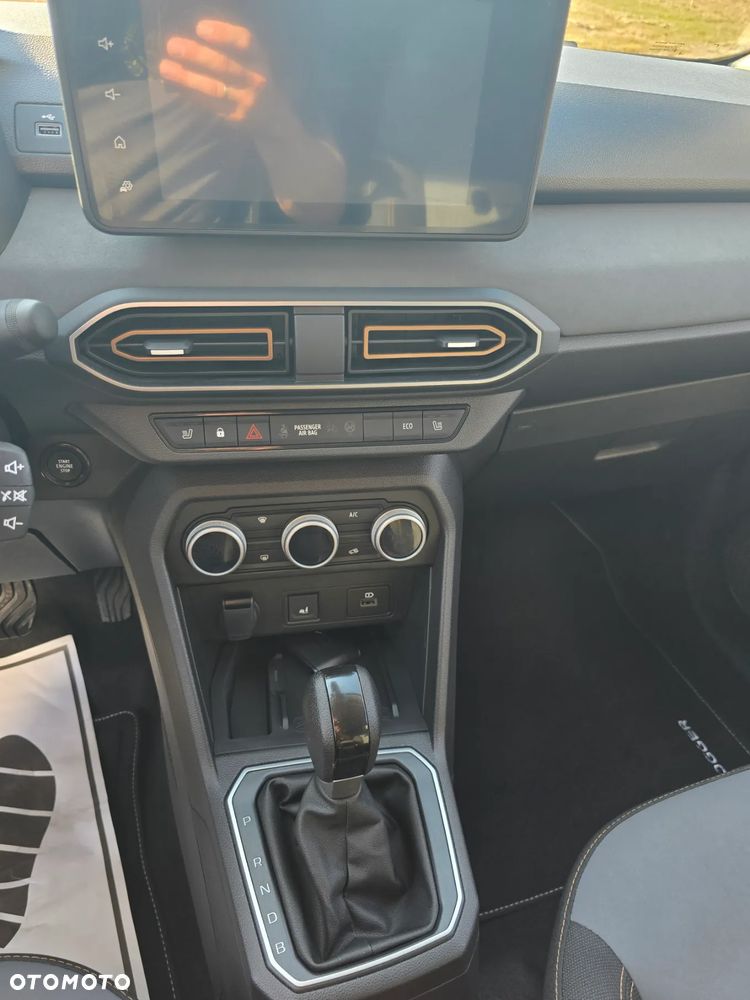 Dacia Jogger 1.6 Full Hybrid 140 Extreme MMT - 8