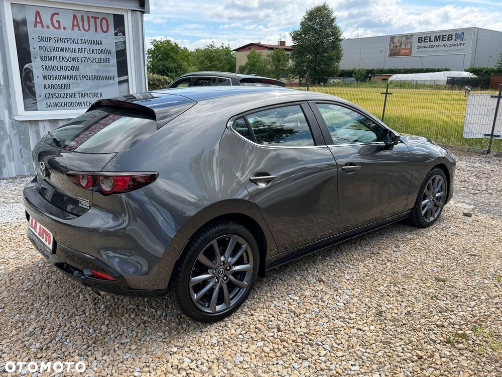 Mazda 3 - 8